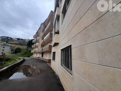 شقة في الكحالة للبيع قابلة للاسكان Apartment for sale in Kahaleh