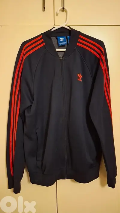Adidas sweater with zipper Large