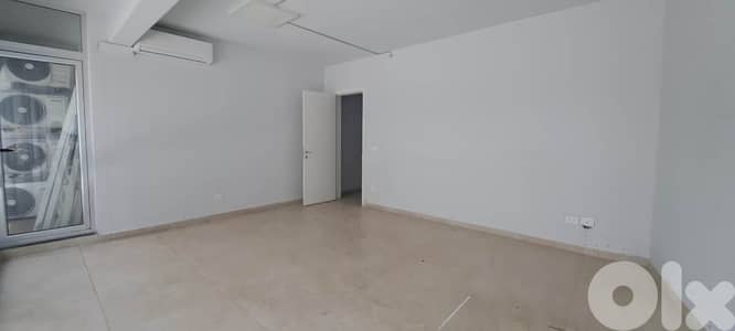 Office For Rent in Beirut / مكتب للاجار في بيروت