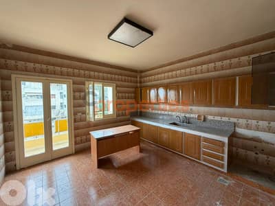 Exquisite 320 SQM Apartment in Hazmieh for sale - CPMK193