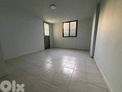 GMB146JC - Apartment For Rent In Amchit - شقة للإيجار في عمشيت