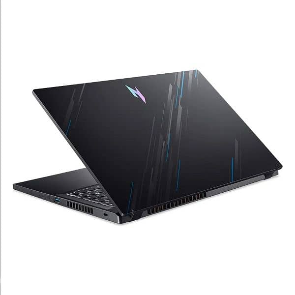 Acer Nitro V15 Laptop 2