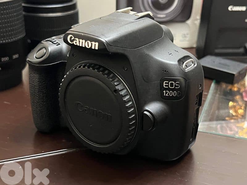 Canon EOS 1200D 1