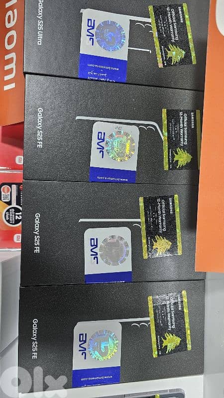 SAMSUNG S25 FE +FREE BUDS +CHARGER +COVER 2