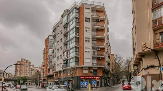 Spain get your residency! investment opportunity in Barcelona PR-00425