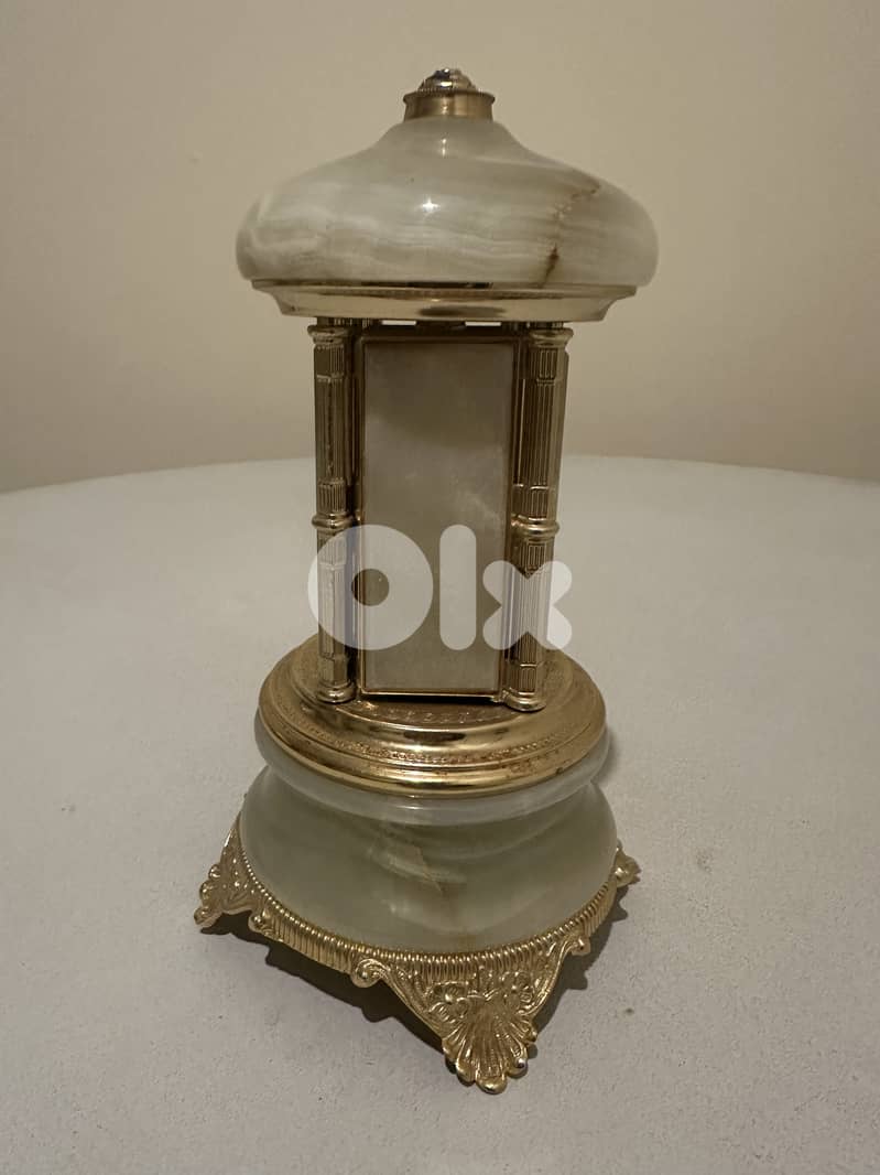 Vintage Italian Onyx Musical Carousel Box – Made in Italy (Mid-Century 0