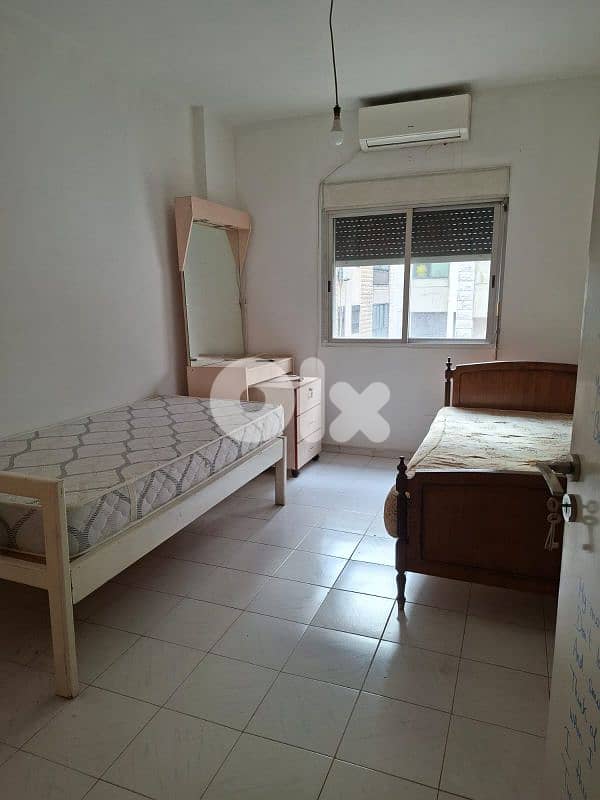 bedrooms 0
