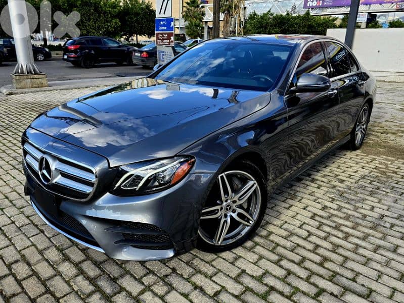 E 300 AMG Line 4Matic Premium Package 0