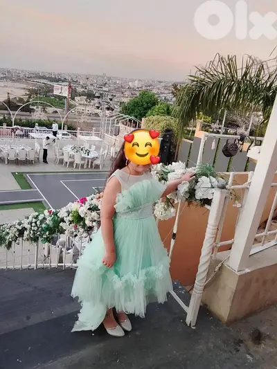 فستان