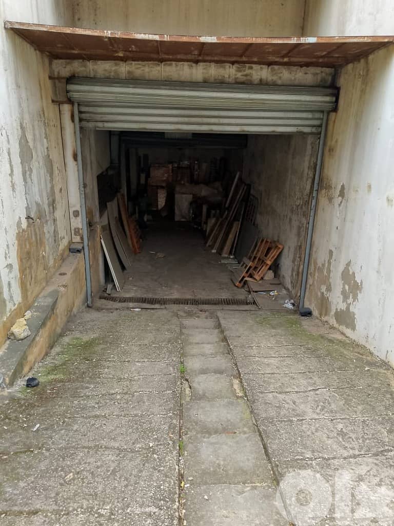 Prime Location Warehosue for sale in Mansourieh 0