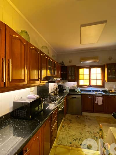 Apartment For Sale in Wata Al Mousaitbehشقة للبيع في وطى المصيطبة