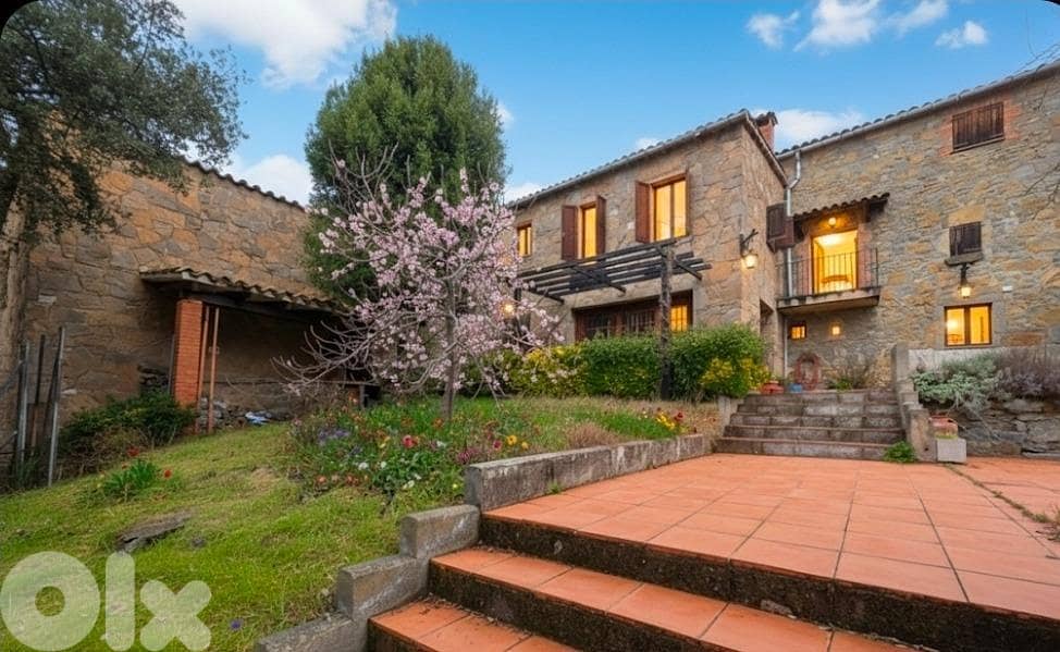 Spain Barcelona Get your residency Country house in calm area PR-00420 0