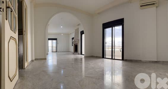 Apartment for sale in Amchit - Hot DEAL - شقة للبيع في عمشيت Apartment for sale in Amchit - Hot DEAL - شقة للبيع في عمشيت
