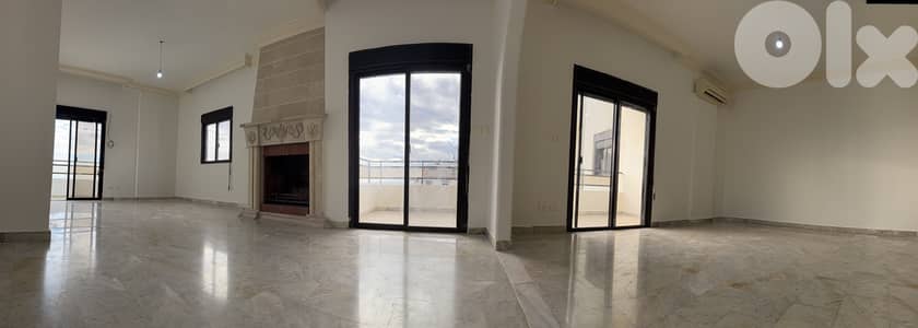 Apartment for sale in Amchit - Hot DEAL - شقة للبيع في عمشيت Apartment for sale in Amchit - Hot DEAL - شقة للبيع في عمشيت