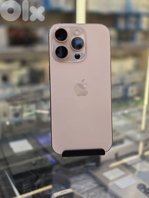 Used 16 pro 256 gb desert 377 cycle Cam changed in apple genuine part 1