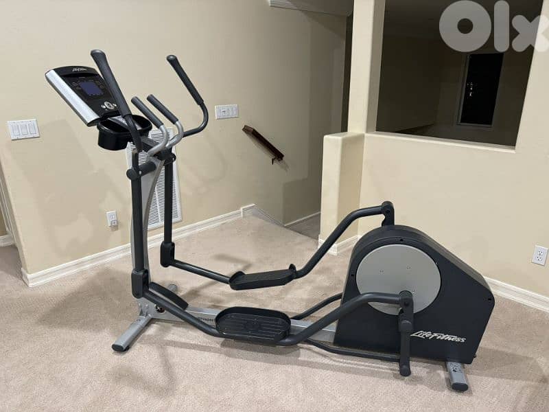 Life Fitness Crosstrainer X1 Go Elliptical Made in usa 0