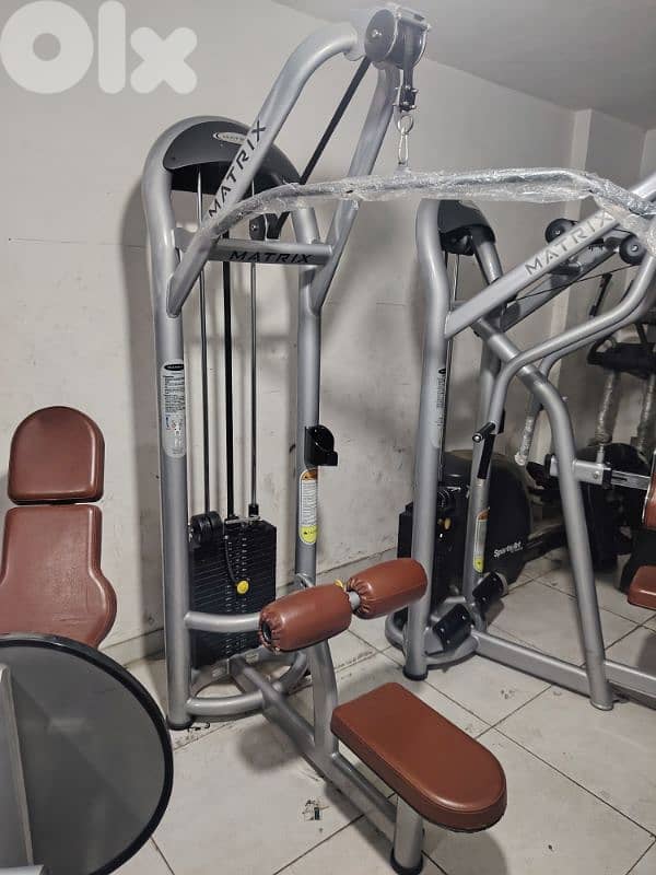 Matrix G3 made in USA 5 mknet like new gym Sport heavy duty 2