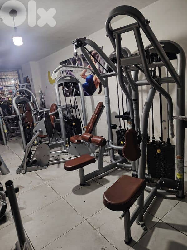 Matrix G3 made in USA 5 mknet like new gym Sport heavy duty 7