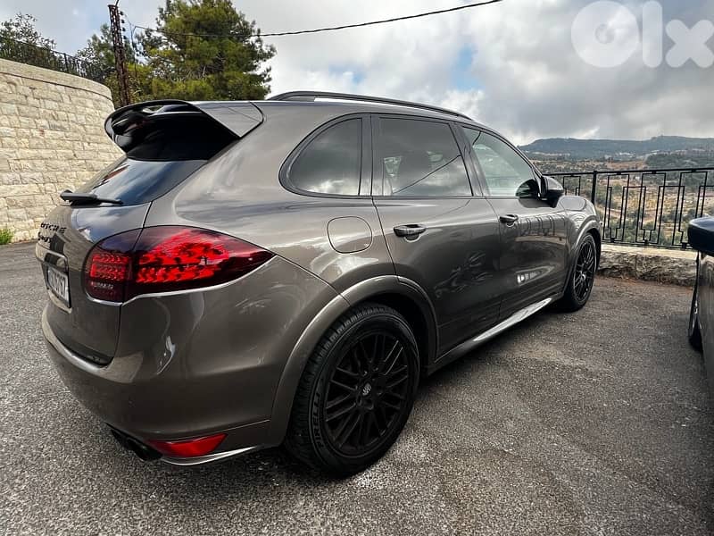 Porsche Cayenne 2014 0