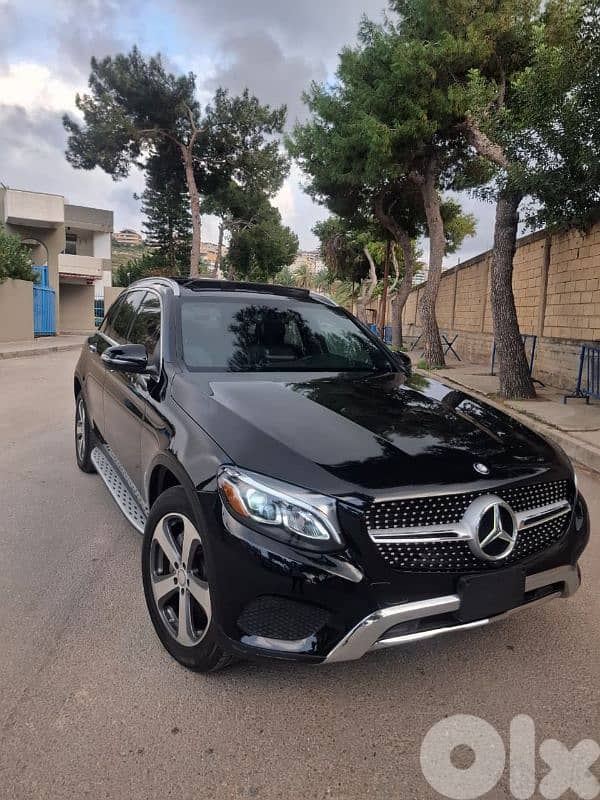 Mercedes-Benz GLC-Class 2017 Clean Carfax Full Options 0