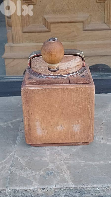 antique 3