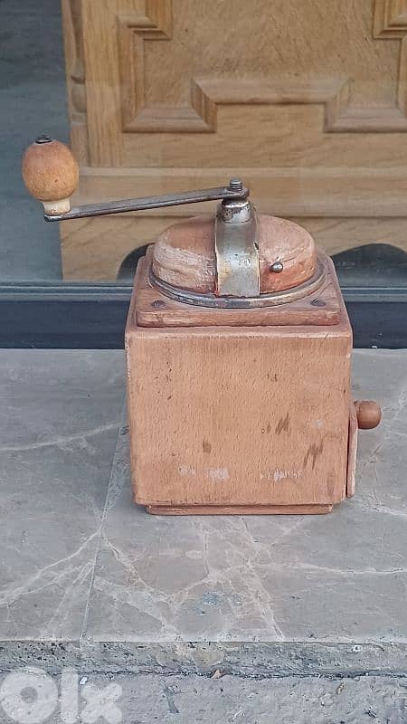 antique 4