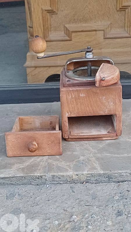 antique 5