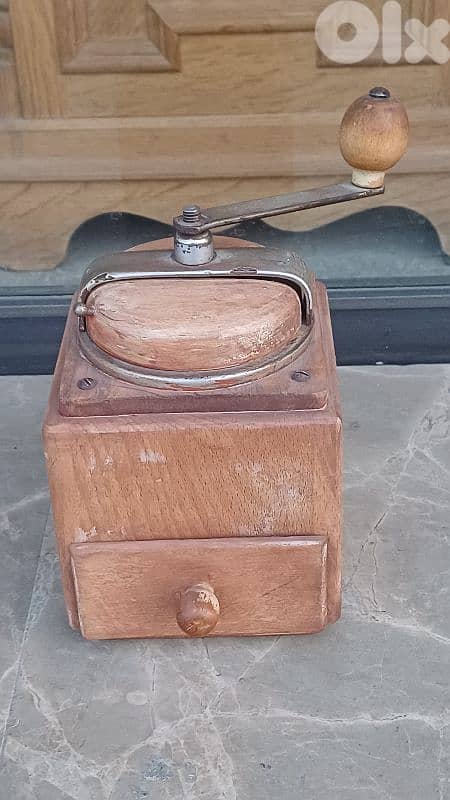 antique 6
