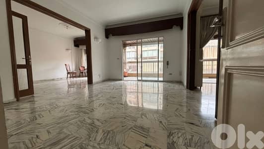 Apartment for Sale in Ras El Nabehشقة للبيع في رأس النبع