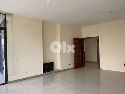 L10406 - Spacious Apartment For Rent In Achrafieh, Hotel Dieu