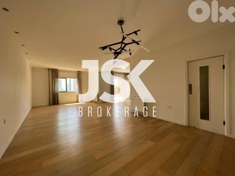 L09064 - Beautiful apartment for Sale in Achrafieh with Open View 0