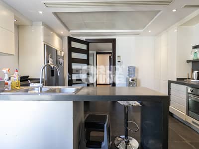 Modern & Bright Flat | Balcony | View | Pool & Gym
