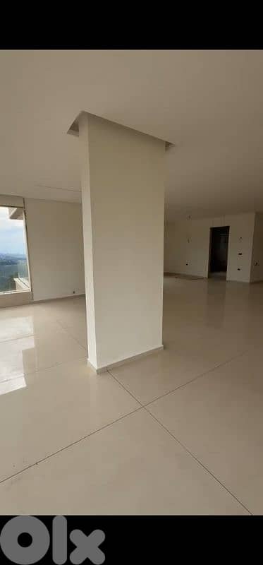 apartment For sale in broummana شقة للبيع في برمانا