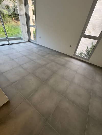 apartment For sale in monteverde شقة للبيع في منتيفردي