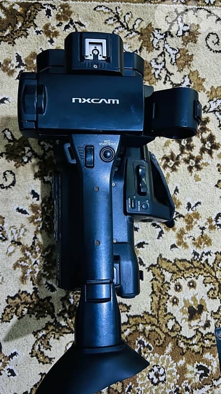 سوني Nx100 1