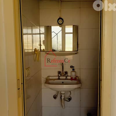 Office for rent in Jisr El Bacha مكتب اداري للايجار في جسر الباشا