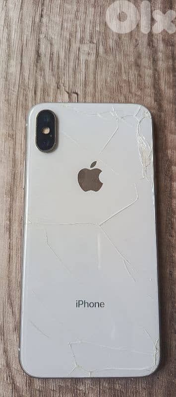Iphone x (buy if you want the spare parts inside or for repair) 1