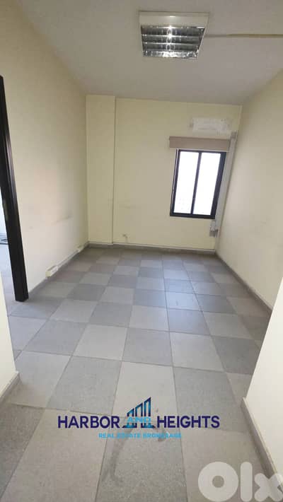 Office for Rent in Sin el Fil مكتب للإيجار في سن الفيل
