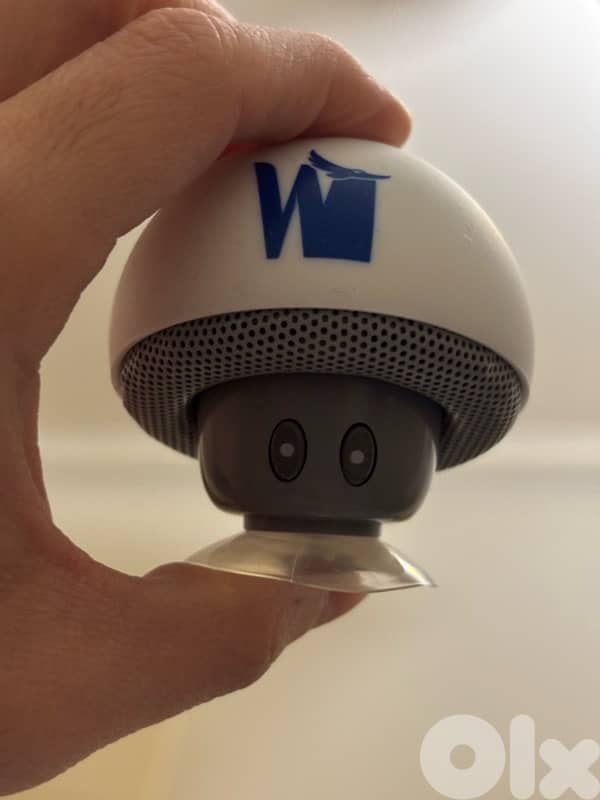 Mini Wireless Mushroom Speaker 2