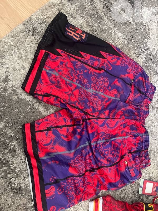 Toronto Raptors NBA Basketball Shorts – Size XL – Brand New 1
