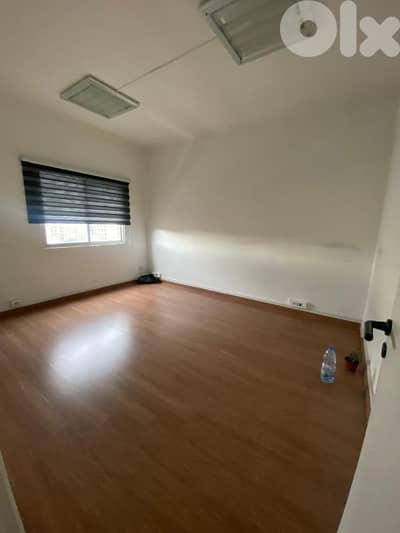 Prime location office for rent in Sarba