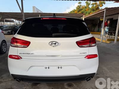Hyundai Elantra GT 2018 sport edition CLEAN CAR FAX