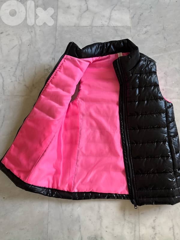 Ideology Shimmery black puffer vest 3