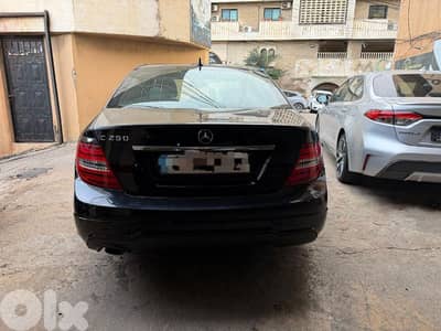 Mercedes-Benz C-Class 2012 c250 super clean car
