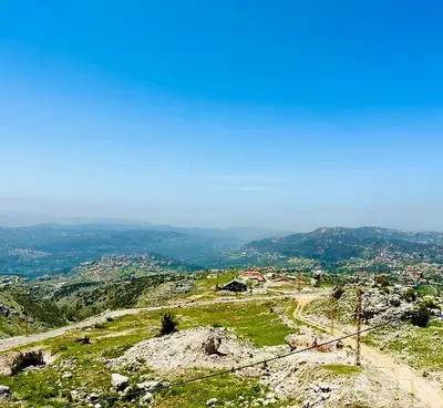 Land for sale in Mtein أرض للبيع المتين