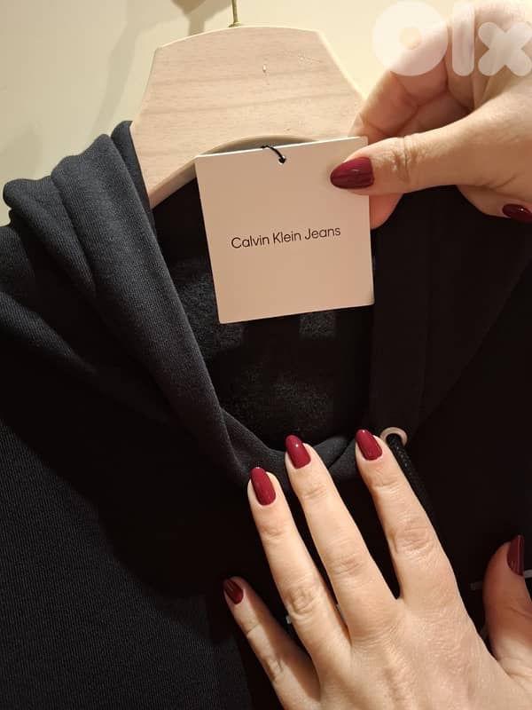 ORIGINAL CALVIN KLEIN HOODIES new in tag 2