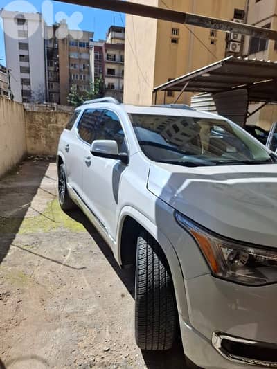 GMC Acadia 2019