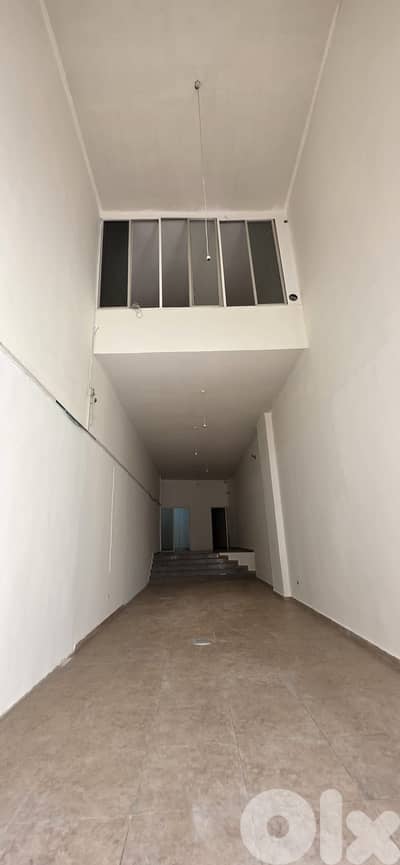 RWK126RH - Shop for rent in adonis IN A prime Location