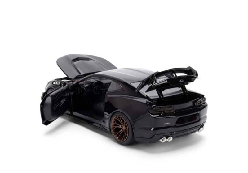 Camaro ZL1 2024 (Fast & Furious) diecast car model 1;24 4