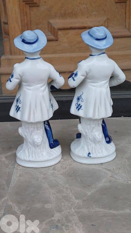 antique 3